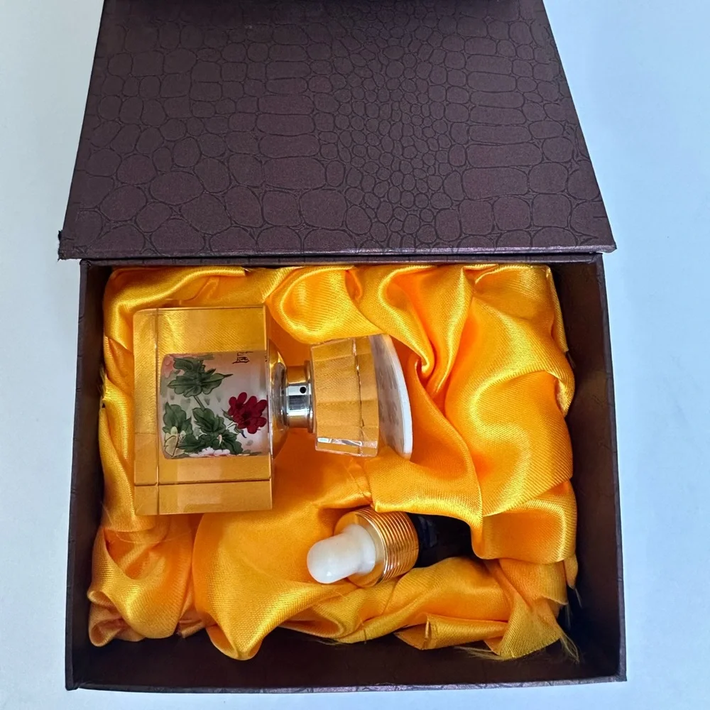 NWT - American Silkflower Fragrance Diffuser